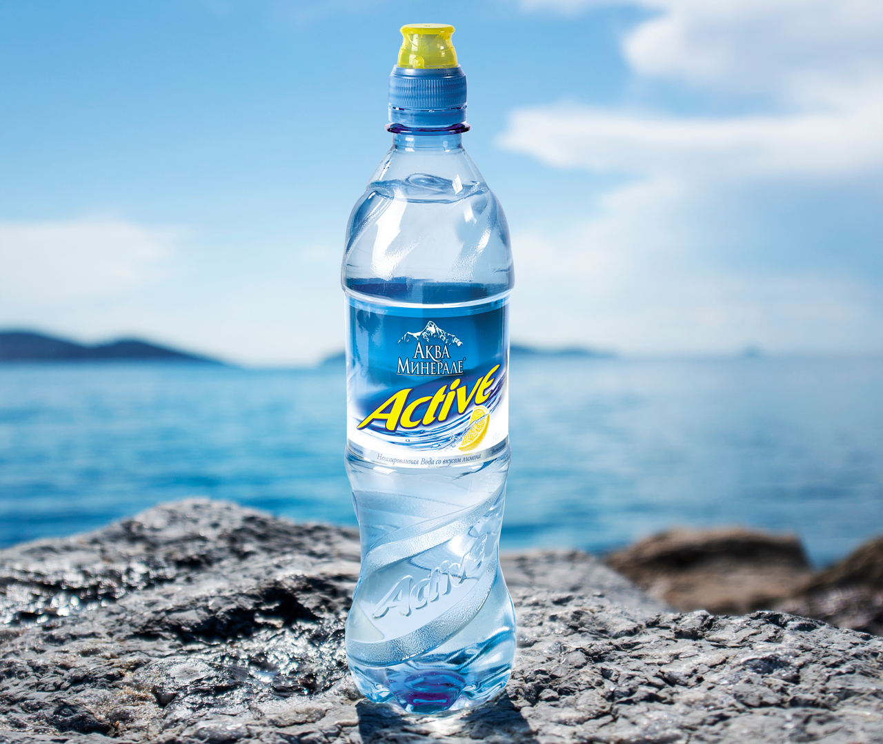 Дизайн упаковки бренда воды Aqua Minerale в портфеле брендингового агентства Soldis